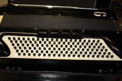 GIULIETTI MF 74 ACCORDION ACCORDIAN W/CASE EXCELLENT NICE  