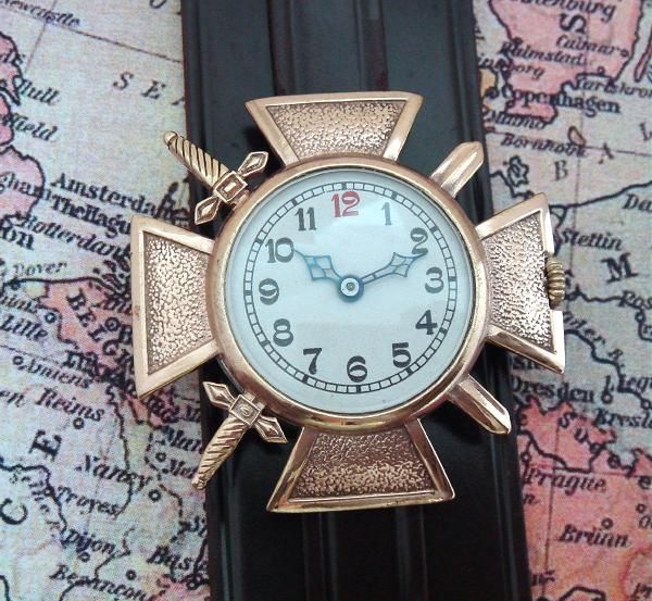 Old Rare Estate WWI era Mens Croix de Guerre Watch in Solid Bronze 