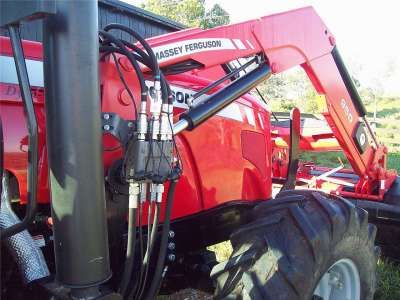 2008 Massey Ferguson 5465 Tractor with 950 MF soft ride Loader 4WD 