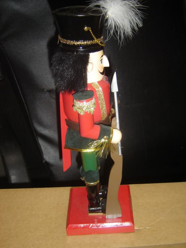 NUTCRACKER 2003 SOLDIER RED GREEN CHRISTMAS FIGURE FIGURINE 14  