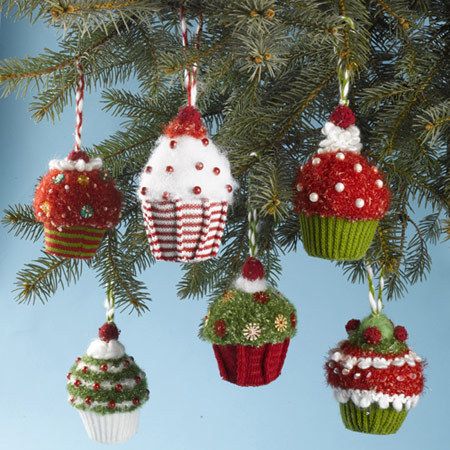 NEW Knit Cupcake Xmas Holiday Ornaments by Twos Company  