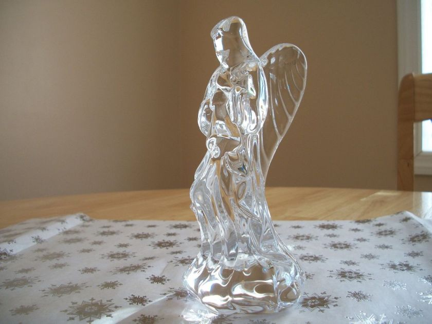   CRYSTAL NATIVITY ANGEL WITH HORN ~ TRUMPET FIGURINE MINT  