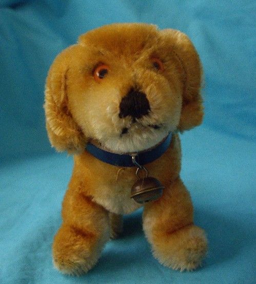   1950 ies steiff dog called bazi it sits only 4 inch tall awwww the