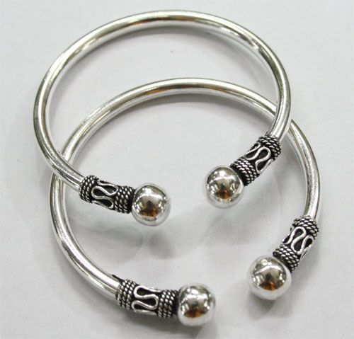 PAIR OF 925 STERLING SILVER BALI BANGLE BRACELET 65mm  