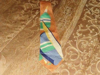   /GREEN/WHITE MENS SILK FORMAL NECK TIE  HAND PRINTED IN ITALY  