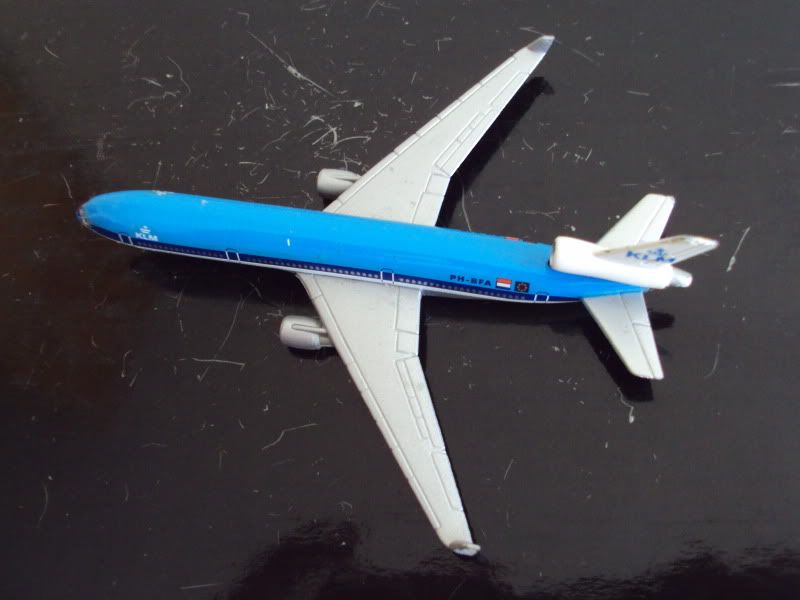   is made in germany schabak diecast plane md 11 1 600 the plane is used