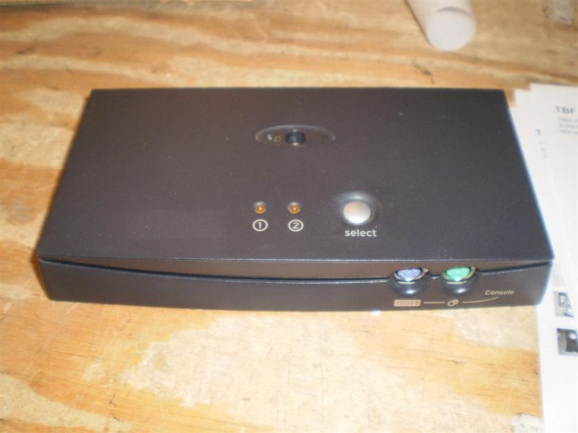 BELKIN OMNIVIEW 2 PORT KVM SWITCH F1DB102P E Series  