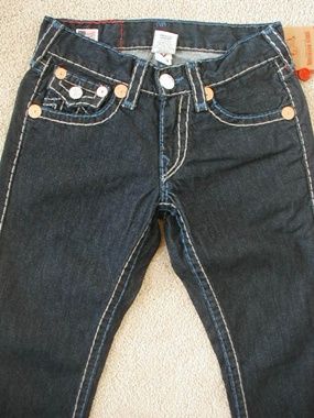 You are bidding on a brand new, 100% authentic True Religion mens 