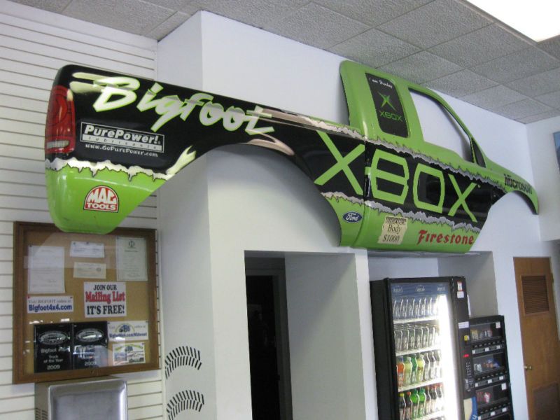 BIGFOOT Monster Truck Xbox Full Fiberglass Body Side  