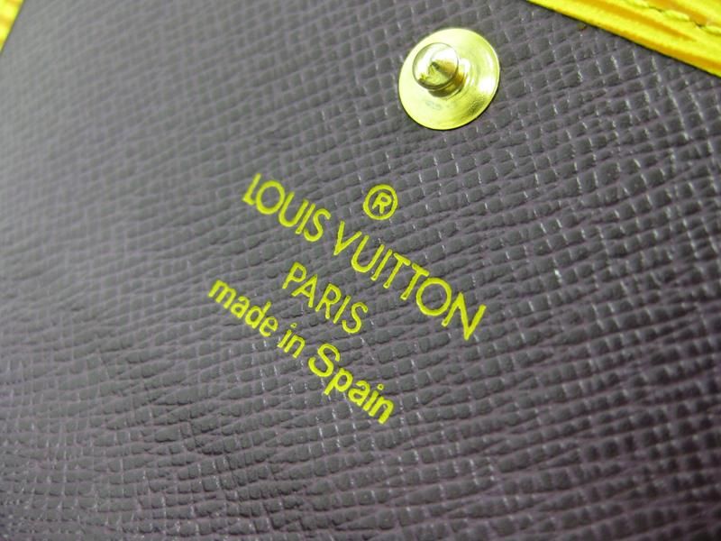 Auth LOUIS VUITTON Multicles 6 Key Case Epi M63819  