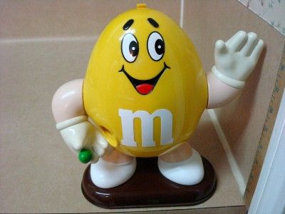 Candy Dispenser Yellow Mars Incorporated 1991  