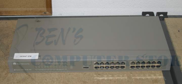 Bay Networks Baystack 255 10/100 Ethernet Hub 205644 A  