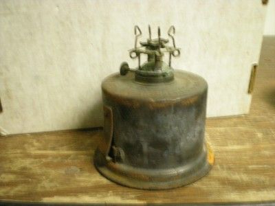   SWEATING KEROSENE RAILROAD LAMP CHICAGO RED & BLUE FARM FRESH  