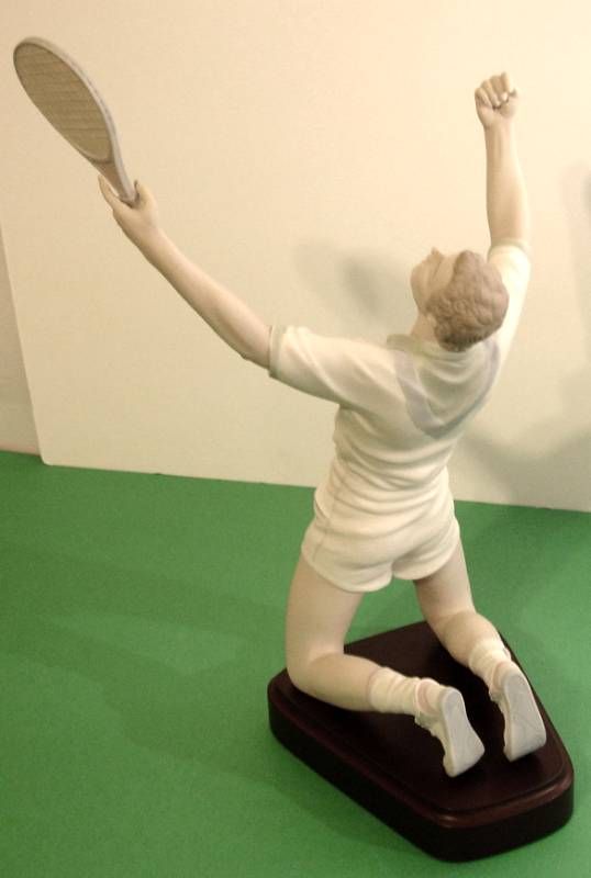 Lladro Tennis Champion Collectible Sculpture Figurine 14.5 High with 