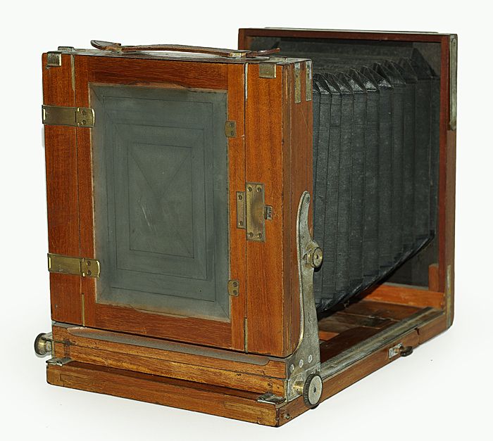 Wooden Camera  