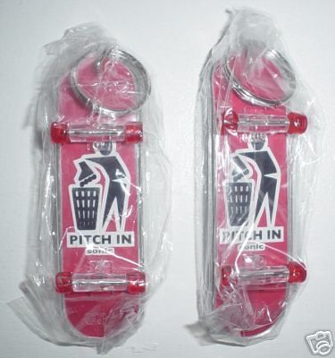   WOODSTOCK SKATEBOARD FINGERBOARD ROLLERBLADE HATE ROCCO TECH DECK