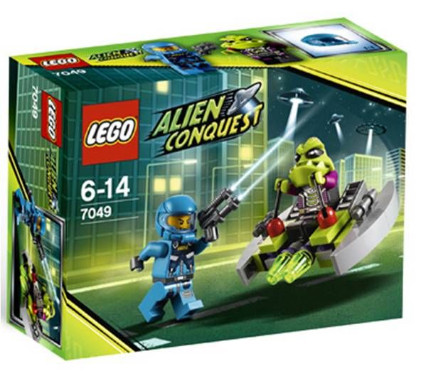 Lego Alien Conquest 7049 ALIEN CONQUEST Alien Strike NEW IN BOX Free 