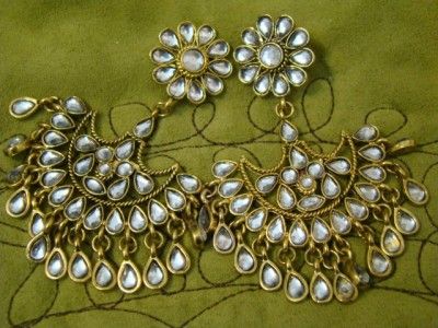 New Amrita Singh Clear Clip On Chandelier High Fashion Earrings 3.5 