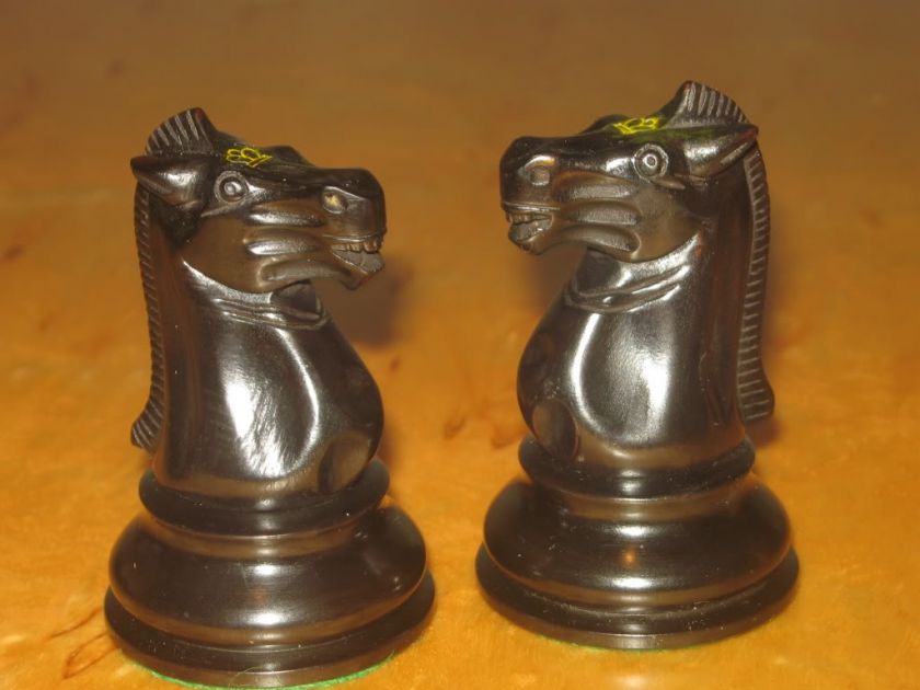   English Staunton Replica Chess Set Antique Finish 4 Kings  