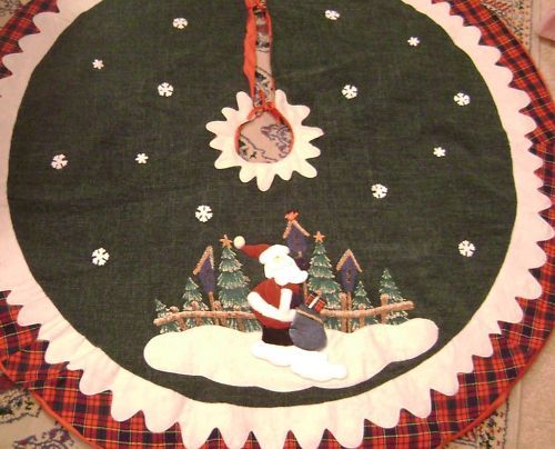 Lg 50 inch Christmas Tree Skirt Applique HP EUC  