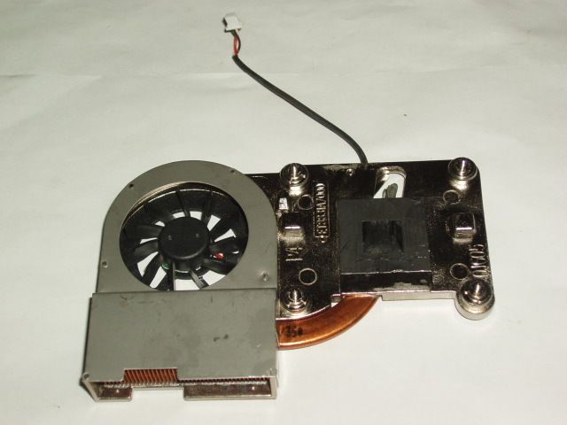 LAPTOP CPU FAN/HEATSINK DELL AD0405UB GA3 2600 2650  