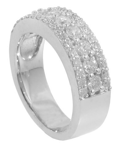 00 CT Ladies Round Cut Diamond Anniversary Ring With High Quality 