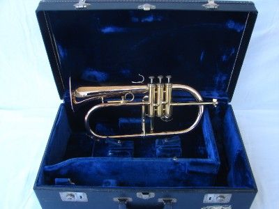 VINTAGE OLDS FLUGELHORN   RED BRASS BELL   1968   CASE  