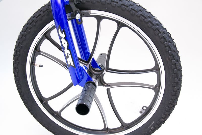 KAWASAKI 20 Zoll BMX Freestyle JOLT Alu Gussfelgen   NEU 1103050 