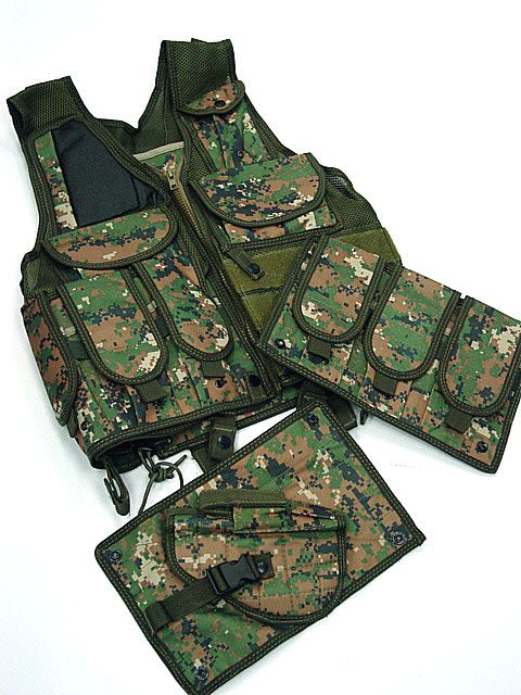 Hunting Tactical Assault Vest Digital Camo Woodland B  
