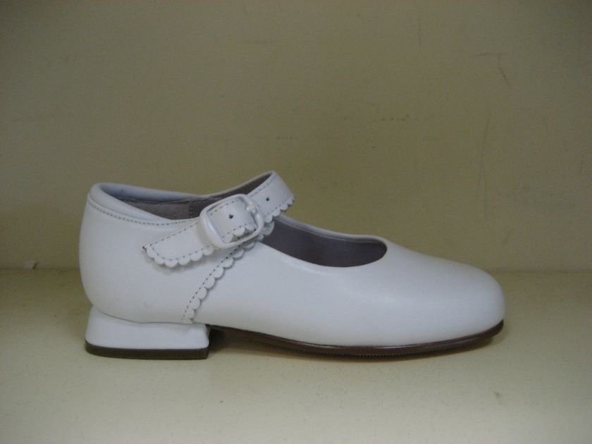 Girls Jumping Jacks Kara White Leather Dress Shoes NEW  