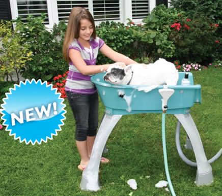   NEW MEDIUM SIZE BOOSTER BATH TUB FOR SMALL TO MEDIUM SIZE DOGS.  